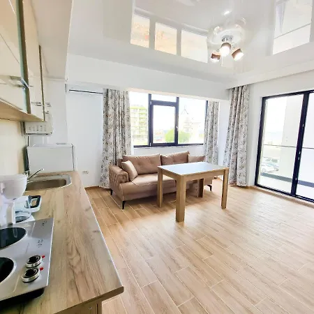 Seaview - Princess Apartment - Excelsior Alezzi Appartamento